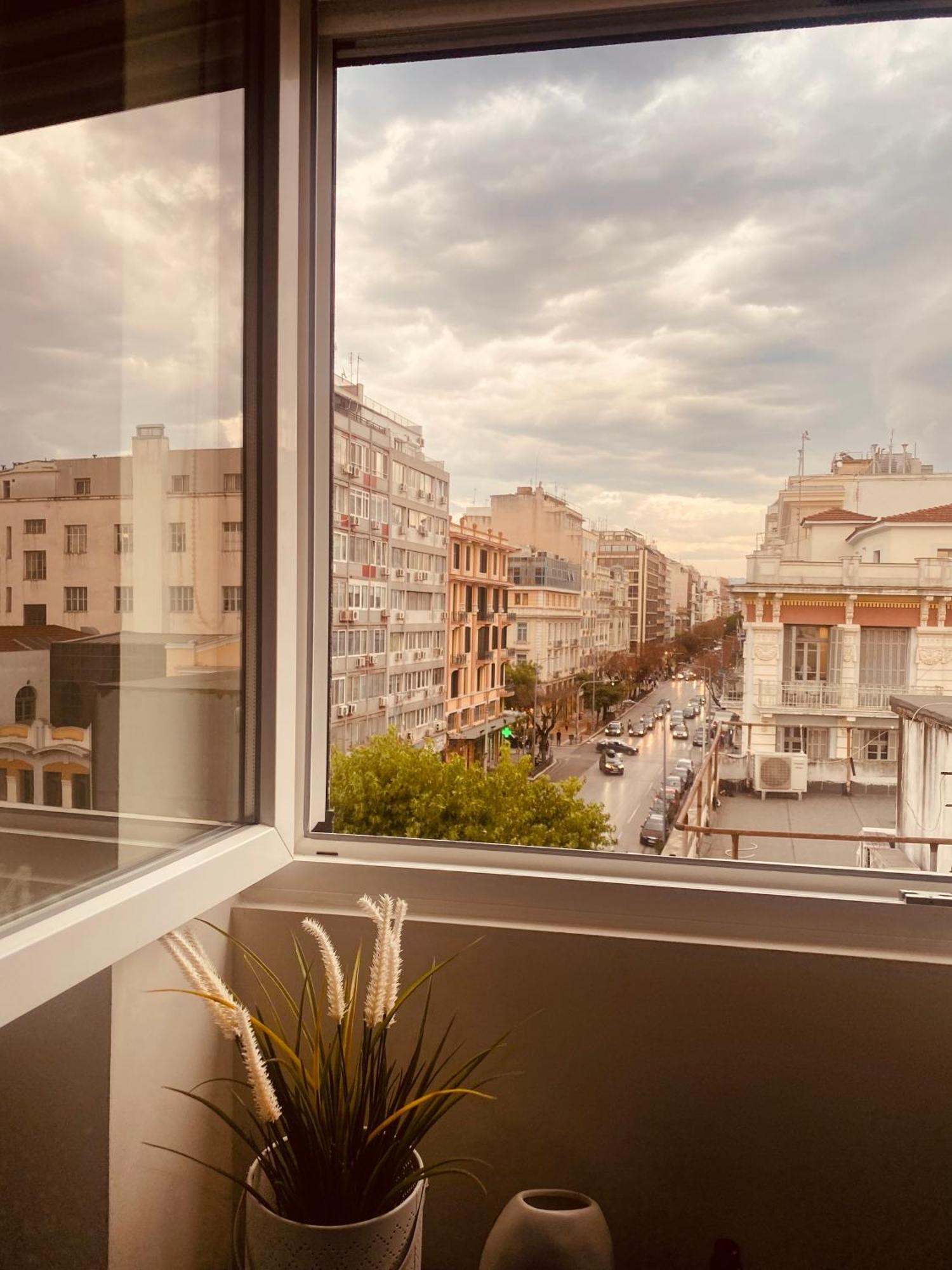 Rainbow Suites Thessaloniki Exterior photo